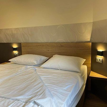 Hotel Roskar Ptuj Luaran gambar