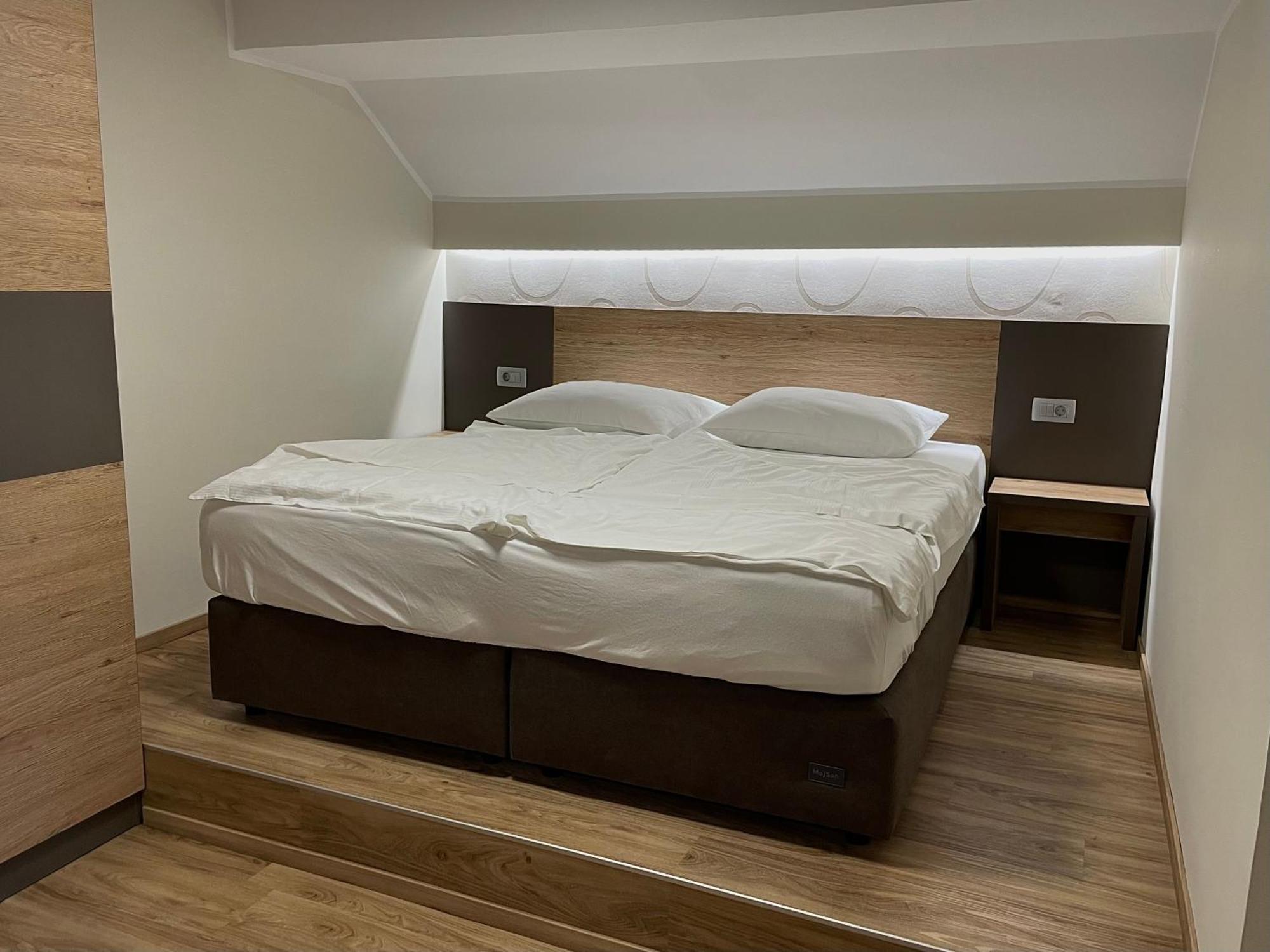 Hotel Roskar Ptuj Luaran gambar